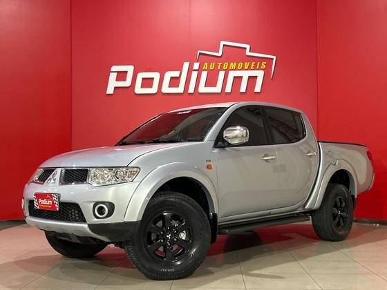 MITSUBISHI L200 TRITON 3.5 HPE 4X4 CD V6 24V FLEX 4P AUTOMÁTICO MITSUBISHI L200 TRITON 3.5 HPE 4X4 CD V6 24V FLEX 4P AUTOMÁTICO